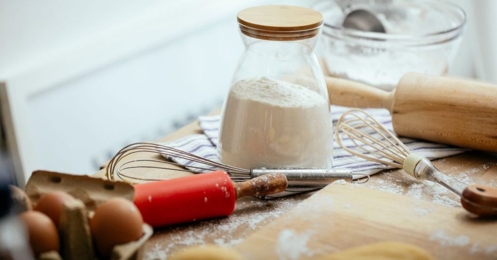 Как хранить муку дома, чтобы не завелись жучки